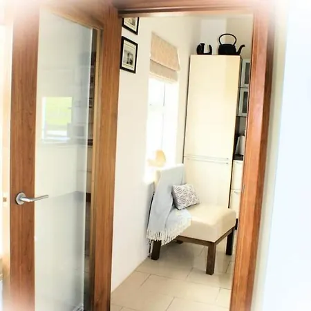 別荘 Cozy & Remote Hideaway Gintys Ross Port