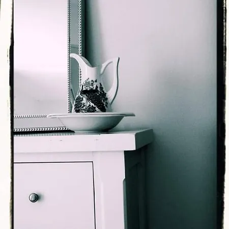 Cozy & Remote Hideaway Gintys