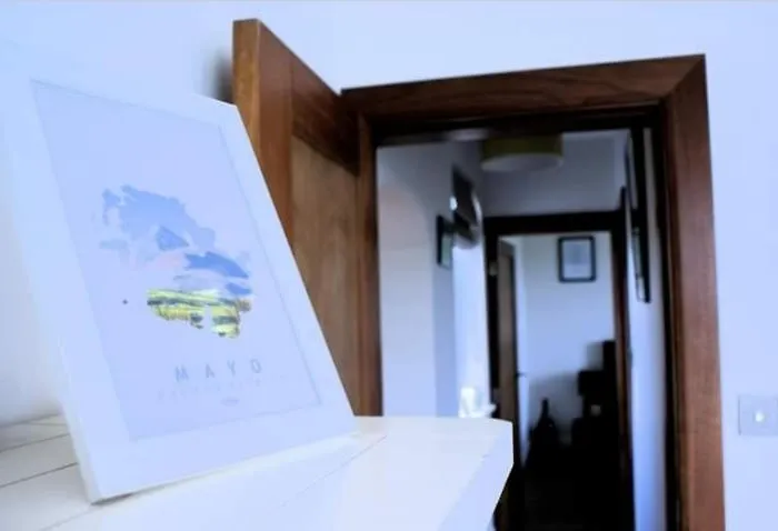 Cozy & Remote Hideaway Gintys